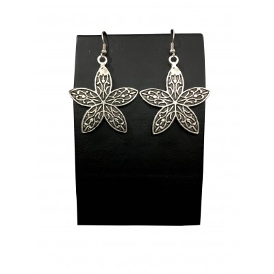 Bohemian style vintage flower shape earrings