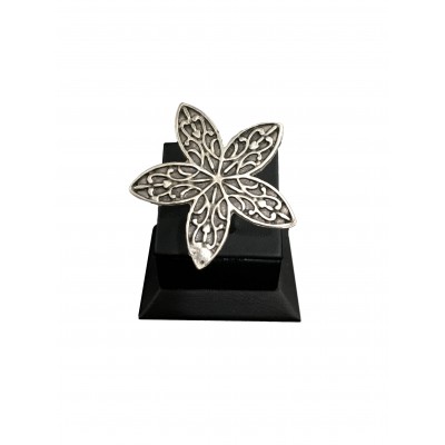 Bohemian style flower shape ring
