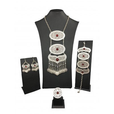 Bohemian style silver color set with vintage shapes with red solitaires